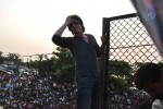 SRK Celebrates His Bday with Fans and Media - 7 of 31