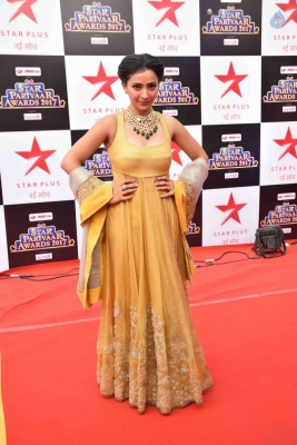 Star Parivar Awards 2017 Red Carpet Photos - 4 of 62