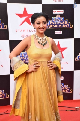 Star Parivar Awards 2017 Red Carpet Photos - 16 of 62