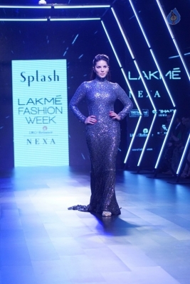 Sunny Leone at LFW Winter Festive 2017 - 13 of 18