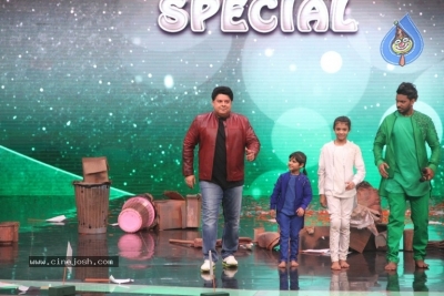 Super Dancer Show On Location Photos - 2 of 9