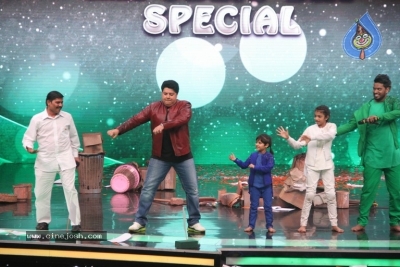 Super Dancer Show On Location Photos - 6 of 9