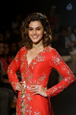 Taapsee at LFW Winter Festive 2017 - 12 of 18