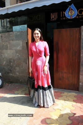 Tamannaah Bhatia Spotted At Indigo In Bandra - 3 of 6