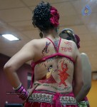 Tanisha Singh Hot Back Painting Photo Shoot - 30 of 31