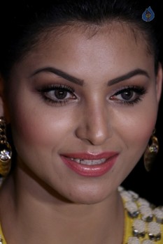 Urvashi Rautela Celebrates Deewali - 19 of 32