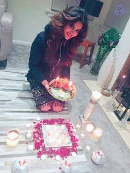 Urvashi Rautela Celebrates Deewali - 27 of 32