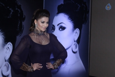 Urvashi Rautela Launches Her Mobile App - 18 of 36