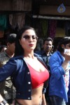 Veena Malik Visits Kamathipura - 2 of 17