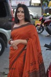 Vidya Balan at Kahaani DVD Launch - 27 of 71