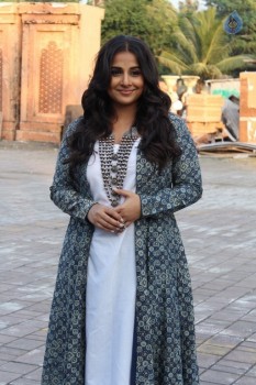 Vidya Balan at Kahani 2 Promo Shoot - 16 of 25