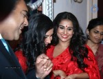 Vidya Balan on The Sets of Bade Ache Lagte Ho - 24 of 26