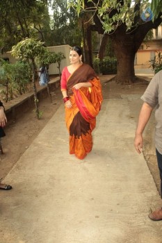 Vidya Balan Unveiles Designers Summer Collection - 1 of 42