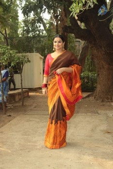 Vidya Balan Unveiles Designers Summer Collection - 13 of 42