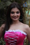 Yeh Dooriyan Movie Spicy Stills - 33 of 36