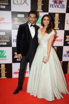 Zee Cine Awards 2016 Photos - 75 of 81