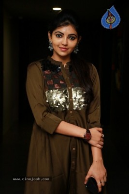 6 Athiyayam Movie Special Preview Stills