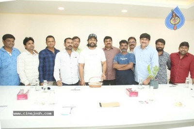 Allu Arjun Meets Film Newscasters Association