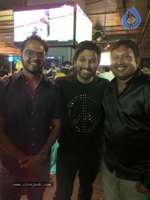 Allu Arjun Threw A Lavish Party For Team Taxiwala