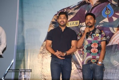 Army People Watching Naa Peru Surya Movie