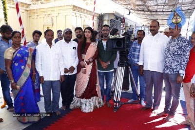 Ee Ammayi Movie Opening Photos