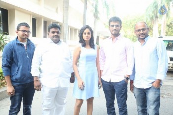 Ekkadiki Pothavu Chinnavada Teaser Launch