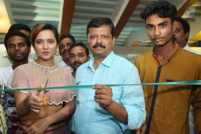 Indian Silk Expo Launch at Satya Sai Nigamagamam