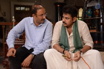 Katamarayudu New Working Pic