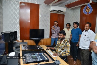 Khaidi Movie Song Recording Stills