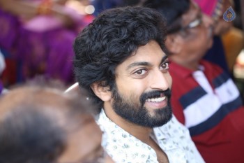 Laila O Laila Opening