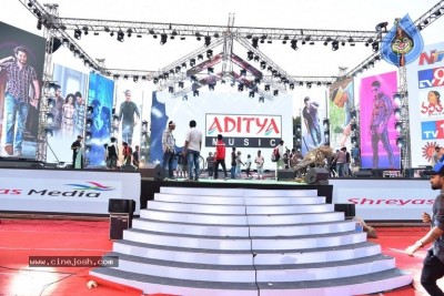 Maharshi Movie Pre Release Event 01