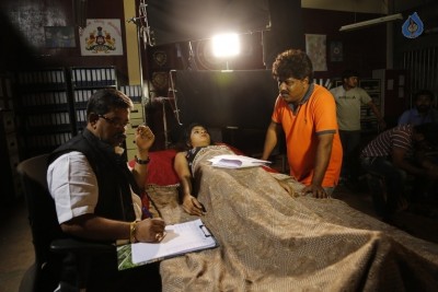 Malli Vachinda Movie Working Stills