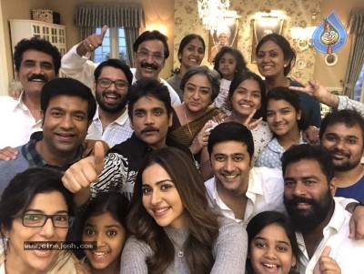 Manmadhudu 2 Working Photos
