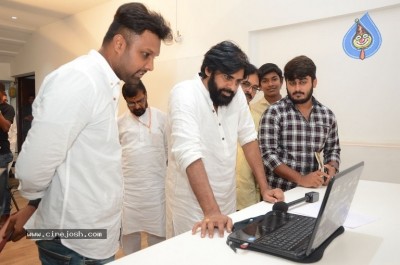 Pawan Kalyan Launches Aata Gadhara Shiva Movie Song