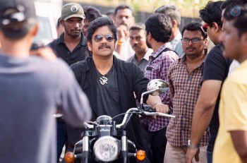 Raju Gari Gadhi 2 Working Photos