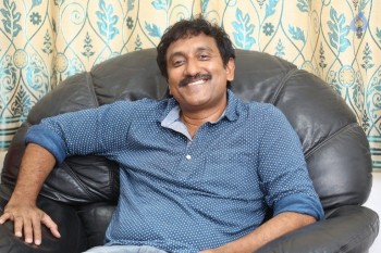 Srinu Vaitla Interview Photos