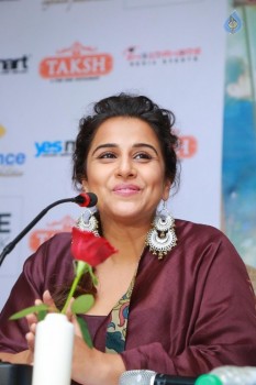 Vidya Balan Promotes Kahaani 2 at Taksh Restaurant