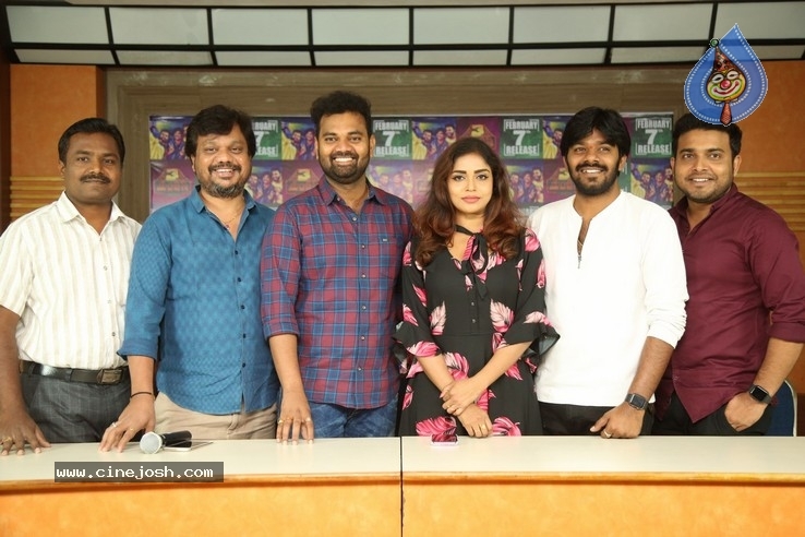 3 Monkeys Movie Press Meet - 24 / 39 photos