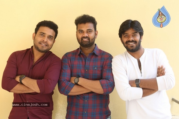 3 Monkeys Movie Press Meet - 28 / 39 photos