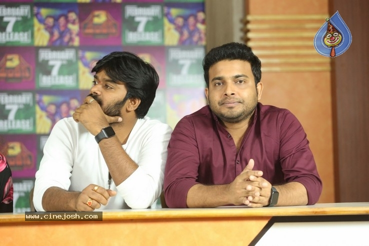 3 Monkeys Movie Press Meet - 29 / 39 photos