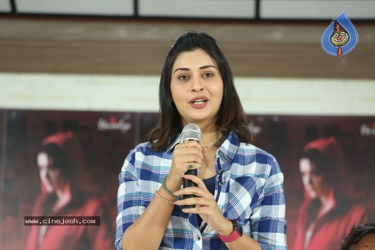5ws Movie First Look Launch - 7 / 19 photos