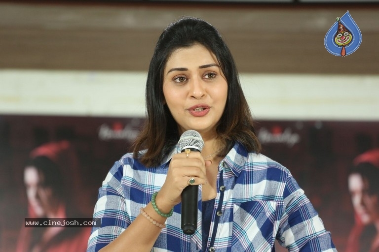 5ws Movie First Look Launch - 11 / 19 photos