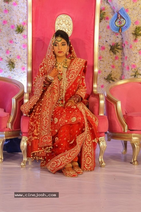 Ahmed Abhdul Taqveem And Dr Zoha Mujeeb Wedding Ceremony - 29 / 62 photos