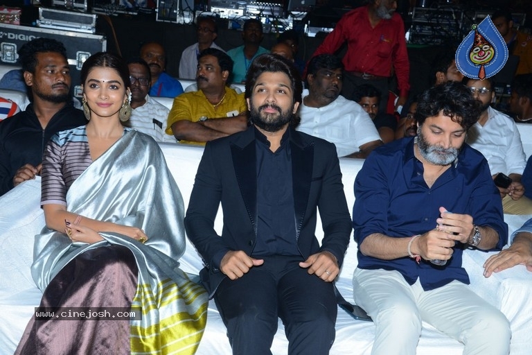 Ala Vaikunthapurramloo Success Celebrations 01 - 37 / 84 photos