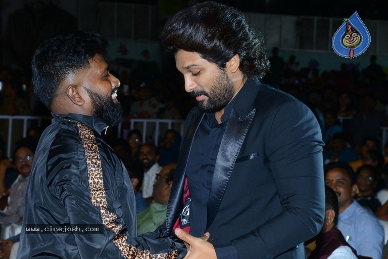 Ala Vaikunthapurramloo Success Celebrations 01 - 65 / 84 photos