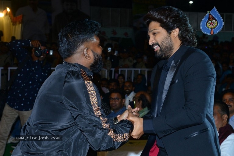 Ala Vaikunthapurramloo Success Celebrations 01 - 83 / 84 photos