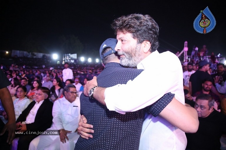 Ala Vaikunthapurramuloo Musical Concert Set 03 - 83 / 136 photos