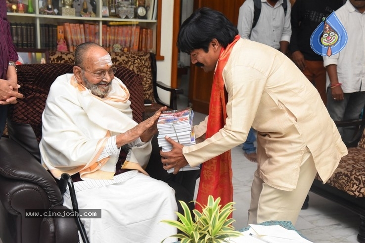 Amma Nanna Guruvu Shathaka Padyarchana Poster launched by K.Viswanath - 20 / 21 photos