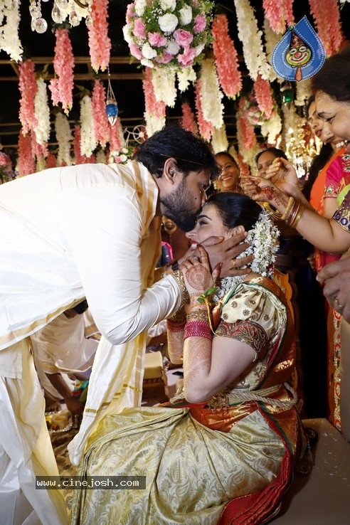 Archana Wedding Reception Photos - 11 / 31 photos