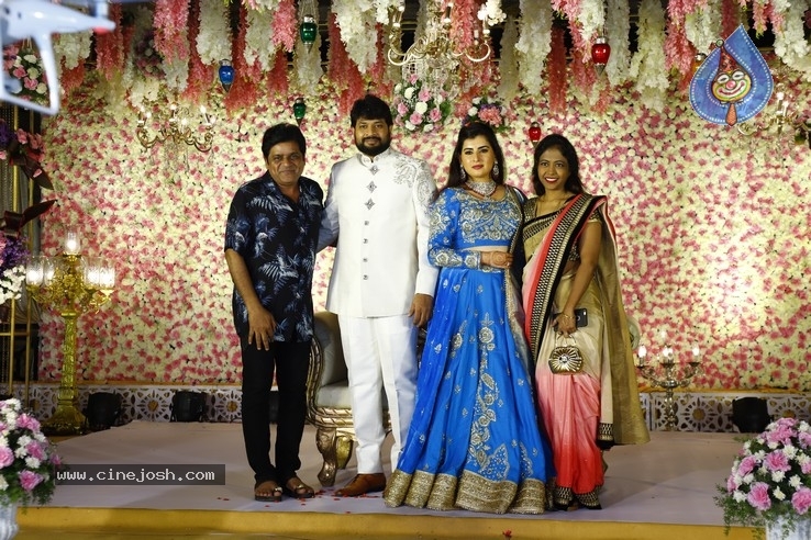 Archana Wedding Reception Photos - 17 / 31 photos